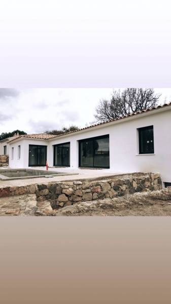 Villa alliant Contemporain et Traditionnel sur la commune de la Bouilladisse.