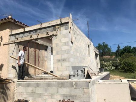 Notre zone d'activité pour ce service Construire une maison sur un terrain viabilisé  dans un  lotissementà Saint-Maximin-la-Sainte-Baume dans le Var